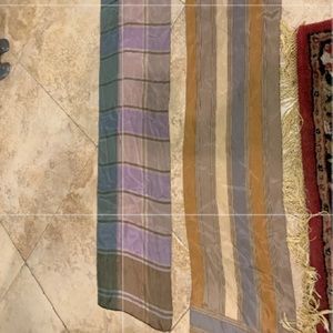 2 liz claiborne scarves